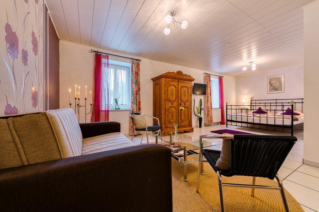 Moselhotel Ludwigs Kowerich Room photo